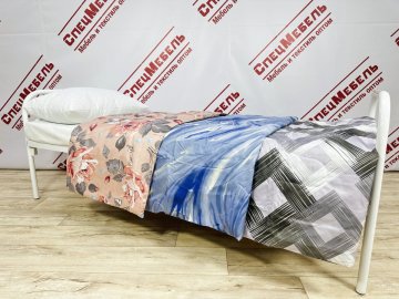 Одеяло синтепон, спанбонд, 140*205 1,5-сп. (100гр/кв.м)