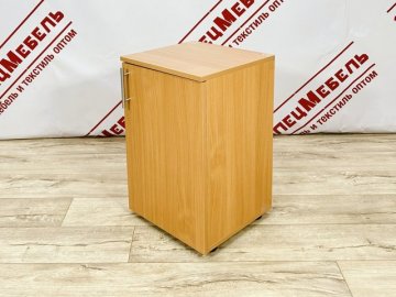 Тумба прикроватная с дверцей и полкой (без ниши) из ЛДСП 16мм, размер 380*400*595 мм., бук светлый