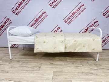 Одеяло синтепон 140*205,1,5-сп. (300гр/кв.м)