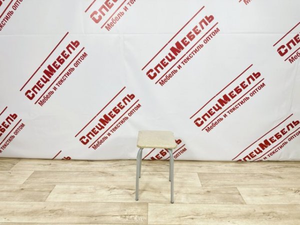 Табурет. Габаритные размеры: 385х350х450 мм